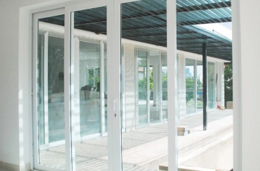 Liên hệ ngay đơn vị chuyên lắp đặt cửa nhôm xingfa Tân An uy tín