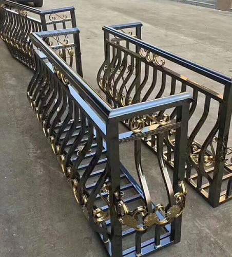 lan can cầu thang sắt mỹ thuật