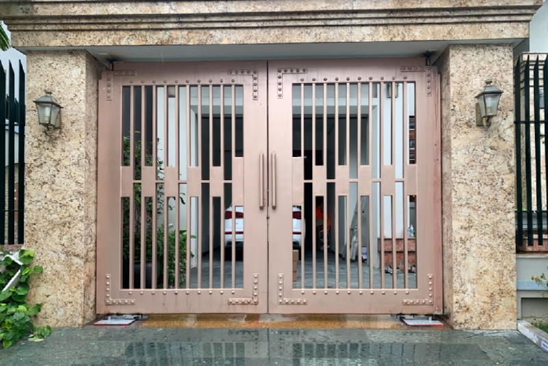 mẫu cửa cổng sắt đẹp Tân An