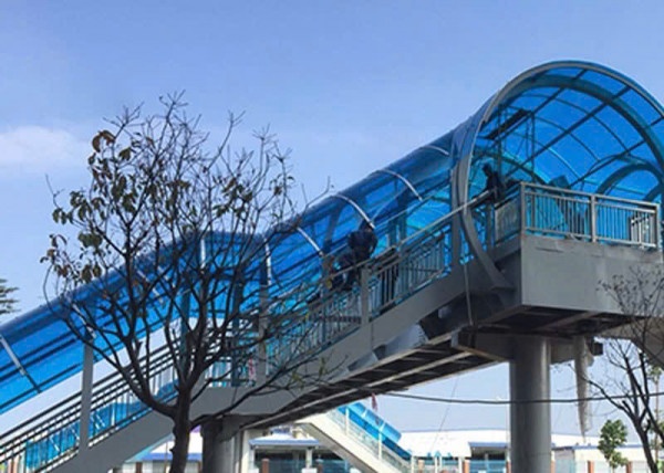 mái che nhựa cường lực