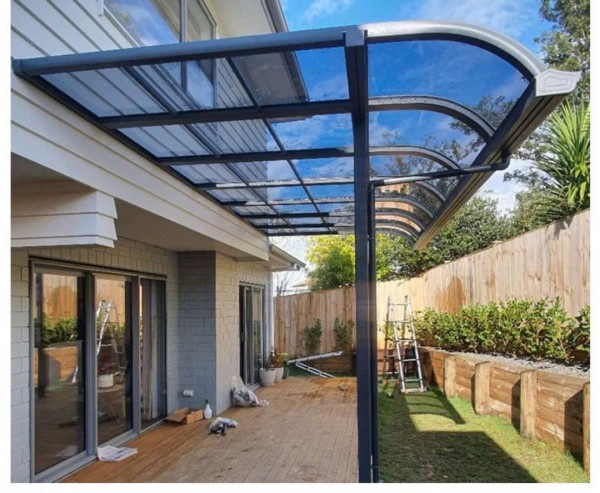 tấm lợp nhựa cường lực polycarbonate đặc