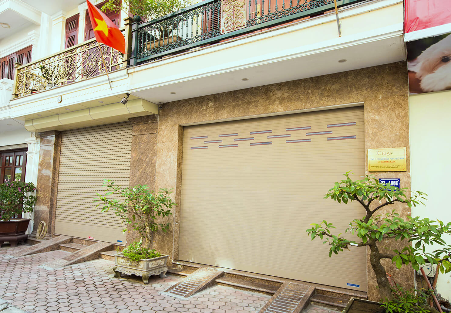 Thi công cửa cuốn theo yêu cầu