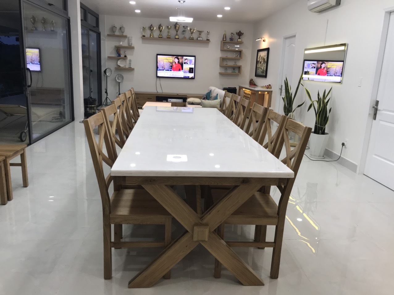 Thi công đồ nội thất gỗ giá rẻ
