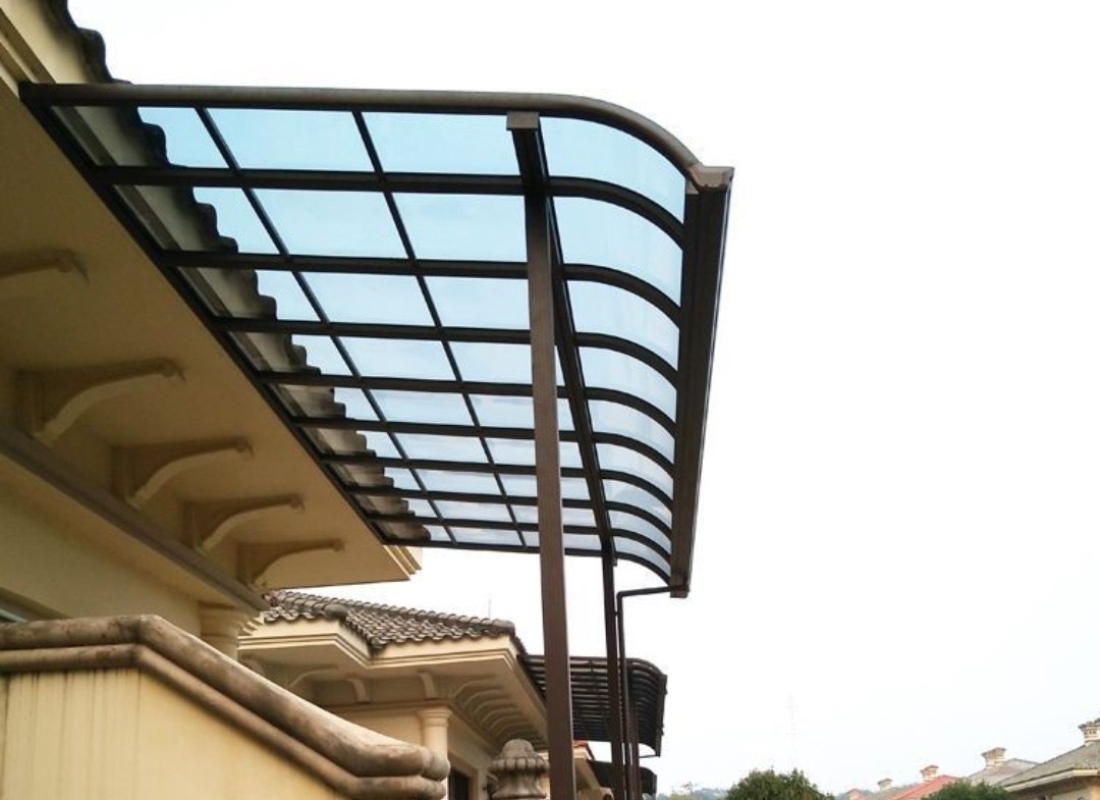 Mái che khung nhôm kính cường lực cho building và villa
