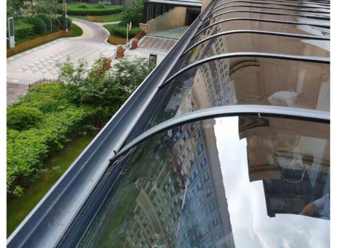 Mái che khung nhôm kính cường lực cho nhà dân