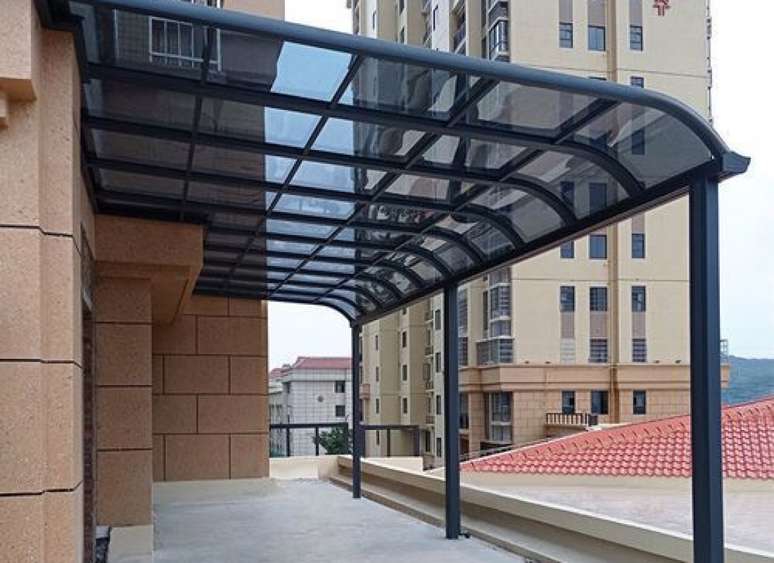 Mái che khung nhôm kính cường lực